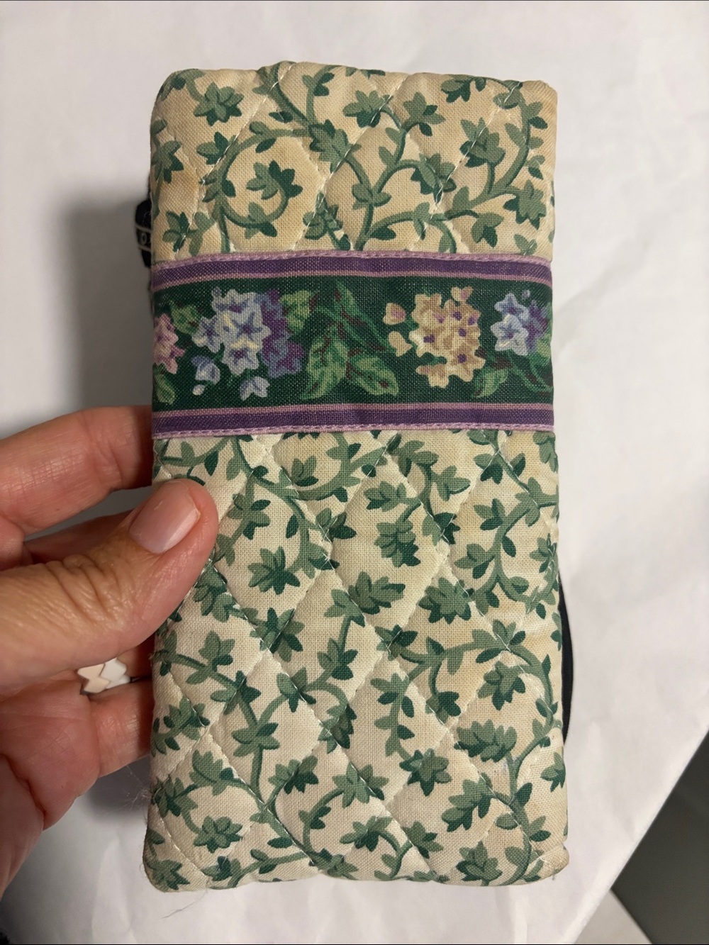 Vera Bradley 2 Floral Quilted Glass case Accents Jasmin lilac thyme yellow sold - Picture 5 of 10